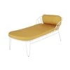 Maisons Du Monde Bains De Soleil Et Chaises Longues Bain De Soleil En Acier Blanc Et Coussins Ocre -Fauteuils de jardin Soldes Boutique bain de soleil en acier blanc et coussins ocre 1000 9 31 219258 1