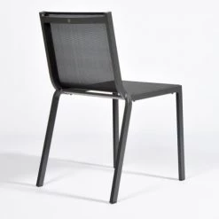 Arcane Chaises De Jardin Chaise Aluminium Et Textilène Empilable Gris Anthracite -Fauteuils de jardin Soldes Boutique chaise aluminium et textilene empilable gris anthracite 4