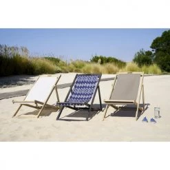Maisons Du Monde Bains De Soleil Et Chaises Longues Chilienne Pliante Taupe En Acacia Massif -Fauteuils de jardin Soldes Boutique chilienne pliante taupe en acacia massif 1000 2 18 175170 1