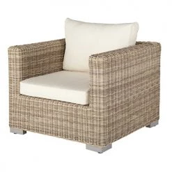 Maisons Du Monde Fauteuils De Jardin Fauteuil De Jardin En Résine Tressée Beige Et Coussins écrus -Fauteuils de jardin Soldes Boutique fauteuil de jardin en resine tressee beige et coussins ecrus 1000 8 29 164398 2