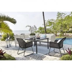 Maisons Du Monde Fauteuils De Jardin Fauteuil De Jardin En Résine Tressée Noire Et Coussins Blancs -Fauteuils de jardin Soldes Boutique fauteuil de jardin en resine tressee noire et coussins blancs 1000 11 11 164503 8