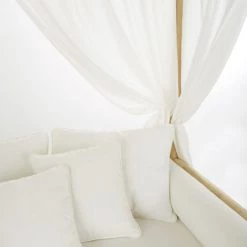 Maisons Du Monde Bains De Soleil Et Chaises Longues Lit à Baldaquin D'extérieur En Branches De Teck Blanchies Et Toile écrue -Fauteuils de jardin Soldes Boutique lit a baldaquin d exterieur en branches de teck blanchies et toile ecrue 1000 0 3 198033 5
