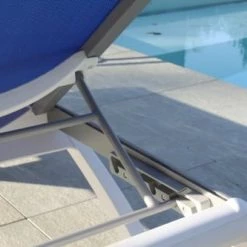 Dcb Garden Bains De Soleil Et Chaises Longues Lot De 2 Bains De Soleil En PVC Blanc Et Toile Plastifiée Bleue -Fauteuils de jardin Soldes Boutique lot de 2 bains de soleil en pvc blanc et toile plastifiee bleue 3