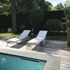 Now’s Home Bains De Soleil Et Chaises Longues Lot De 2 Chaises Longues Pliables Blanches -Fauteuils de jardin Soldes Boutique lot de 2 chaises longues pliables blanches 1