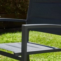 Kerama Chaises De Jardin Lot De 4 Chaises Empilables En Aluminium Et Textilène Gris Anthracite -Fauteuils de jardin Soldes Boutique lot de 4 chaises empilables en aluminium et textilene gris anthracite 3