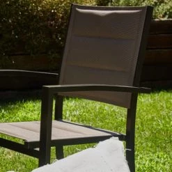Kerama Chaises De Jardin Lot De 8 Chaises Empilables Aluminium Et Textilène Tapissé Marron -Fauteuils de jardin Soldes Boutique lot de 8 chaises empilables aluminium et textilene tapisse marron 2