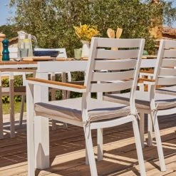 Kerama Chaises De Jardin Lot De 8 Chaises Empilables En Aluminium Blanc Avec Coussin -Fauteuils de jardin Soldes Boutique lot de 8 chaises empilables en aluminium blanc avec coussin 2