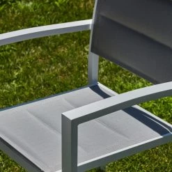 Kerama Chaises De Jardin Lot De 8 Chaises Empilables En Aluminium Blanc Et Textilène Gris -Fauteuils de jardin Soldes Boutique lot de 8 chaises empilables en aluminium blanc et textilene gris 2